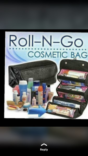 Cosmetic roll and go bag